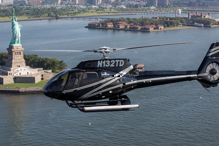 New York Helicopter Tour: Ultimate Manhattan Sightseeing