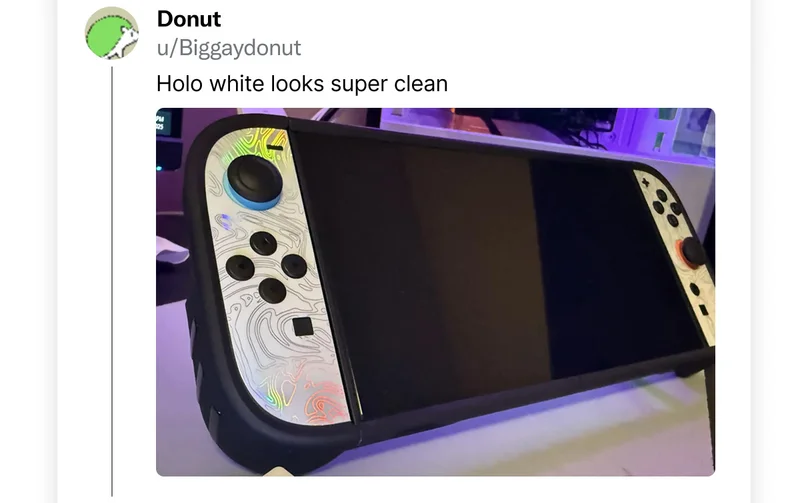 Donut on Reddit: "Holo white looks super clean"