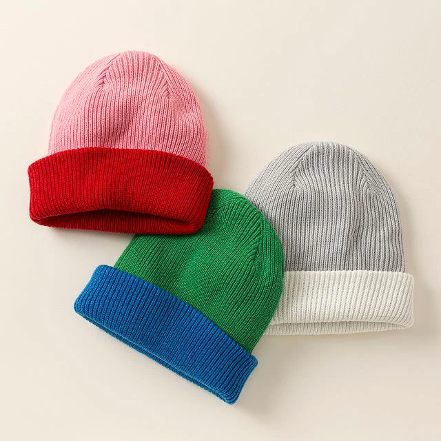 2-in-1 Reversible Beanie