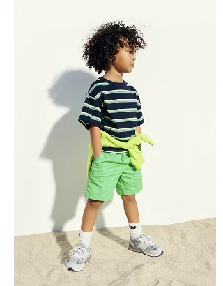 Display images to show real-time content