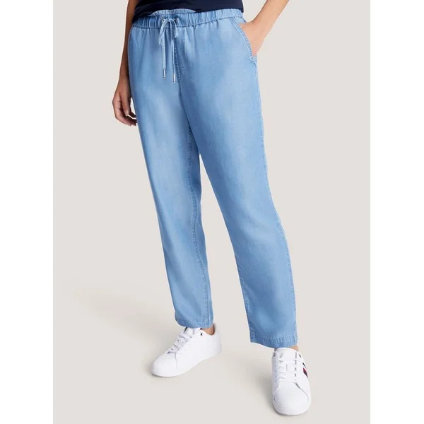 Lightweight Tapered Drawstring Pant