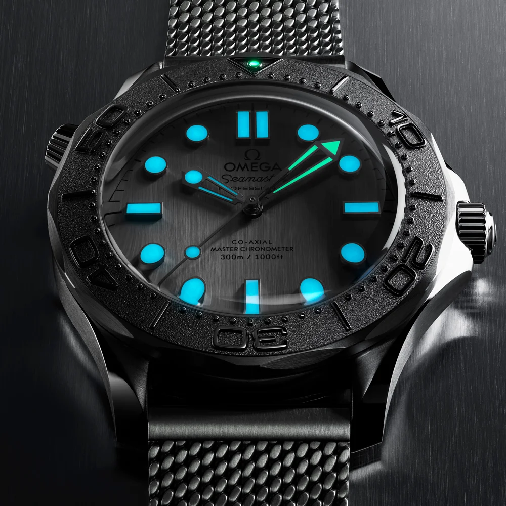 21030422006002 watch