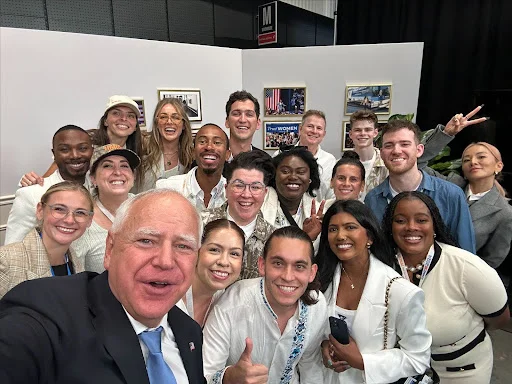 Tim Walz selfie