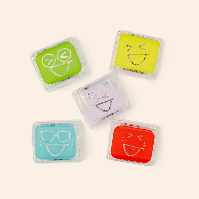 Glowing Bath Time Cubes