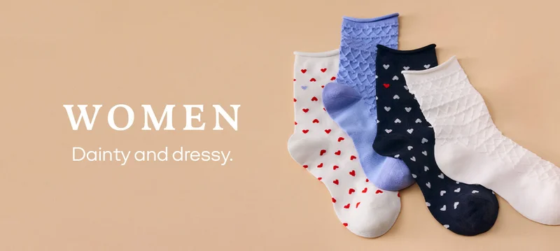 WOMEN Dainty and dressy.