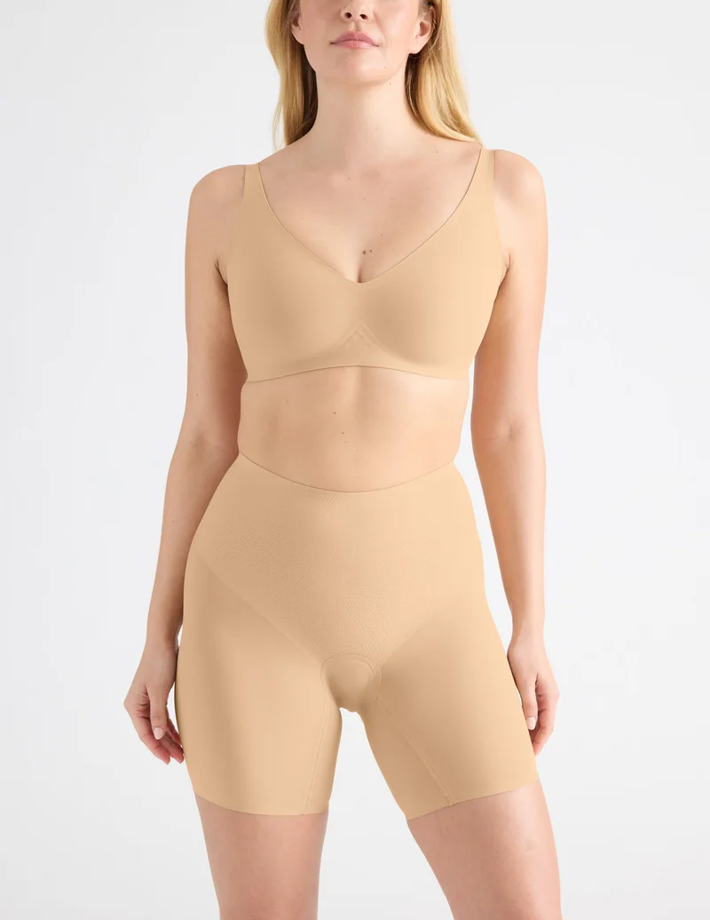Image of Leakproof Contour Thigh Saver®