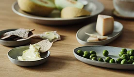 serving plates