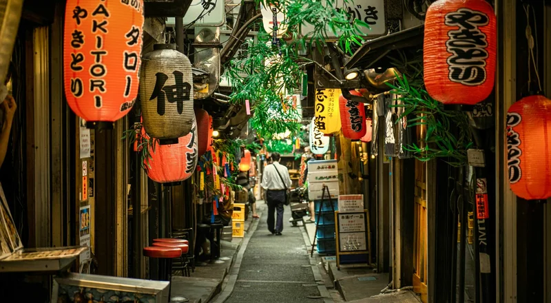 An alleyway in Japan