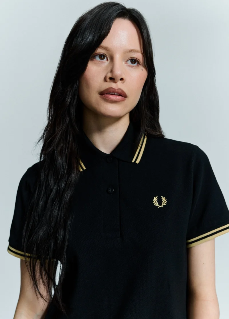 Black / Champagne: The Fred Perry Shirt Women