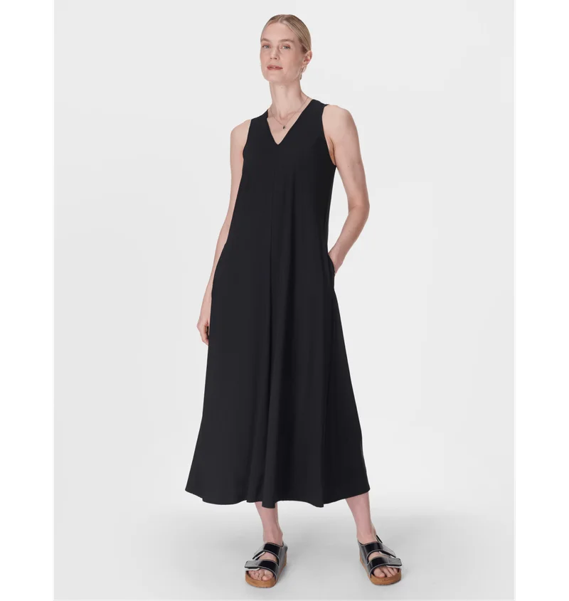Summer essential | Explorer Ace V-Neck Dress Summer essential | Explorer Ace V-Neck Dress