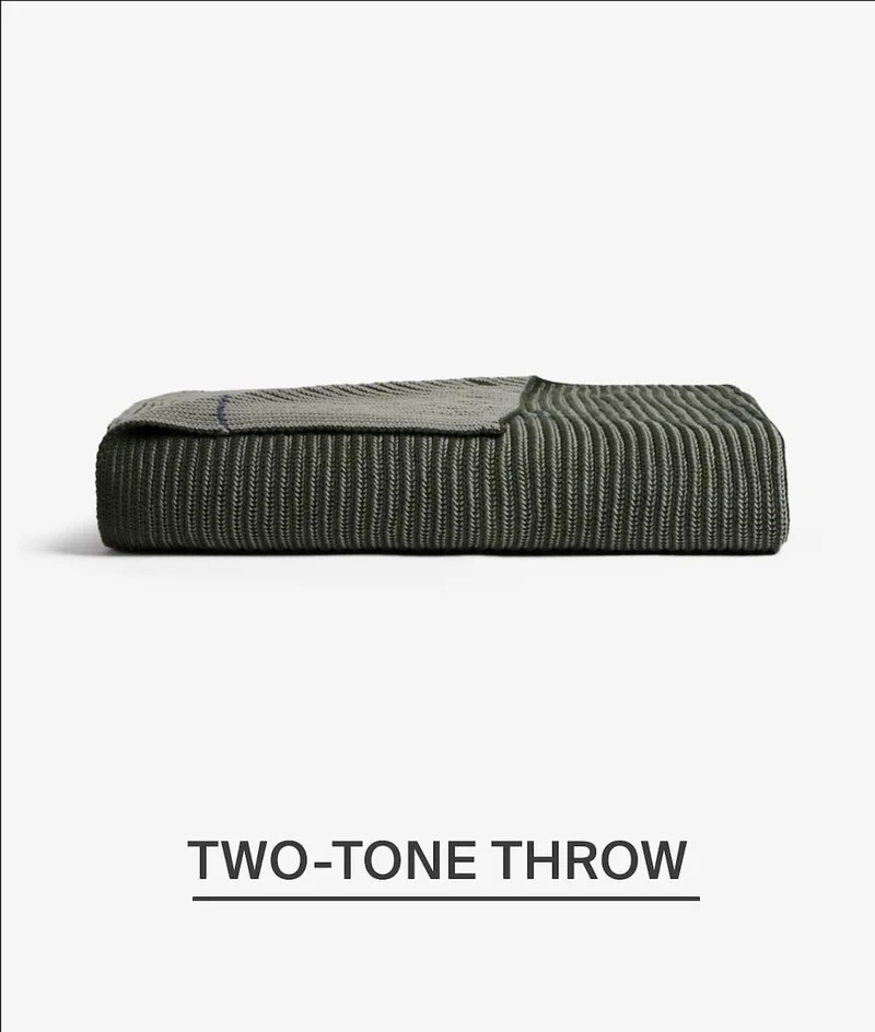 Two-tone throw