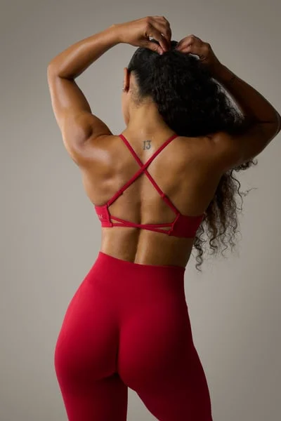 Image of Smooth Seamless Strappy Sports Bra Red Cherry