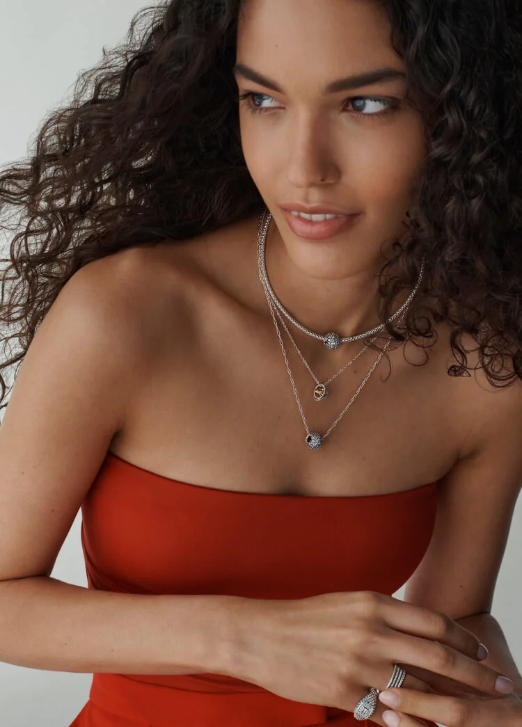 Iza wearing Pandora jewelry