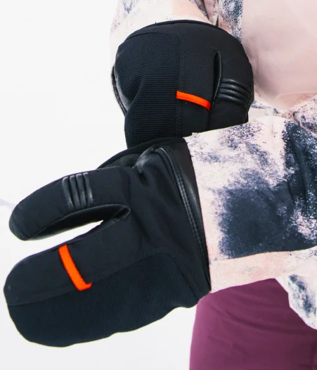 Women Snow Accessories