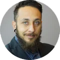 Rafael Viana headshot