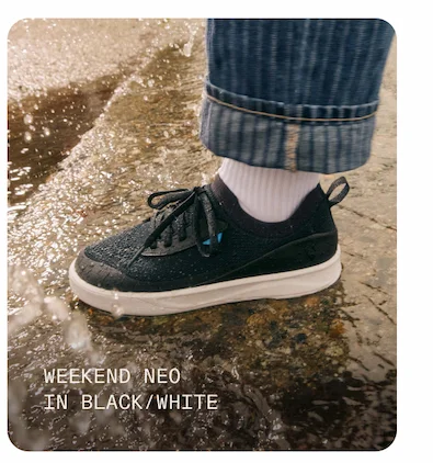Weekend Neo Black/White