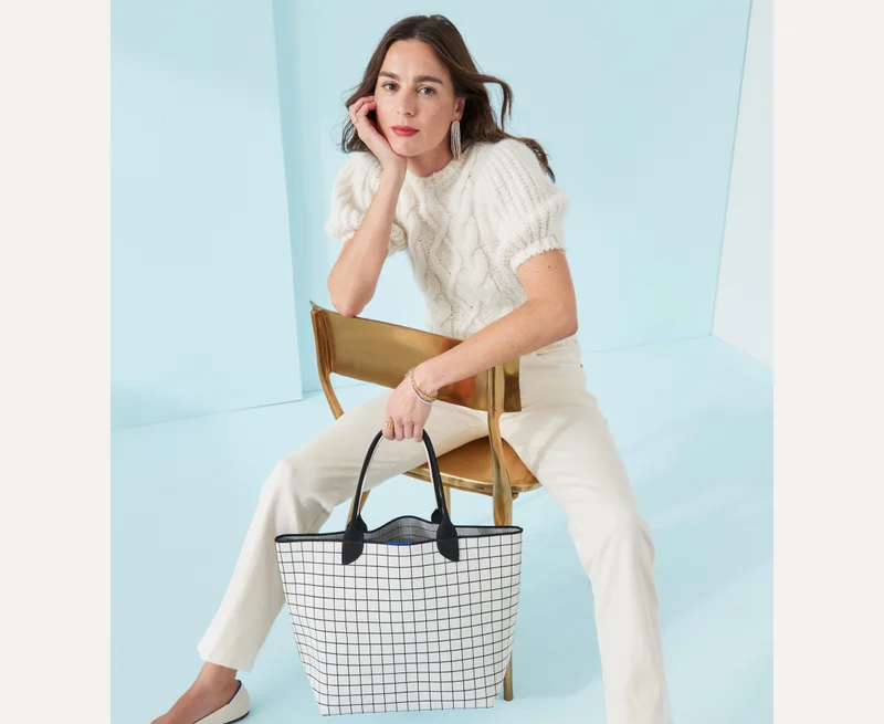 THE LIGHTWEIGHT TOTE