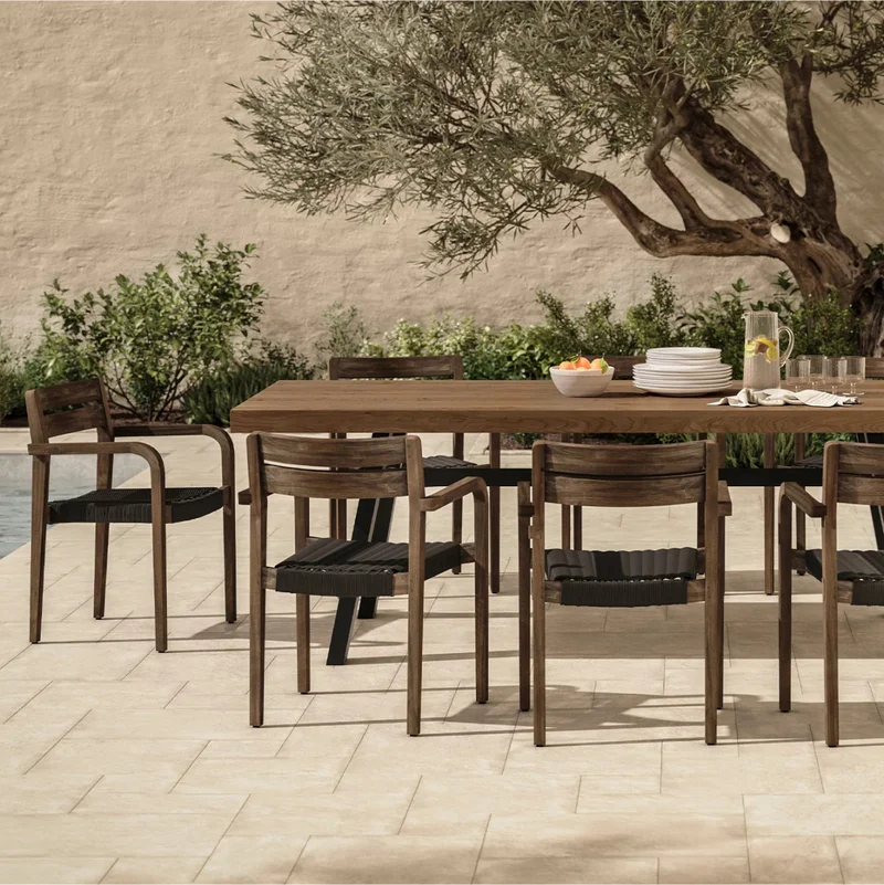 Get outside, shop outdoor.