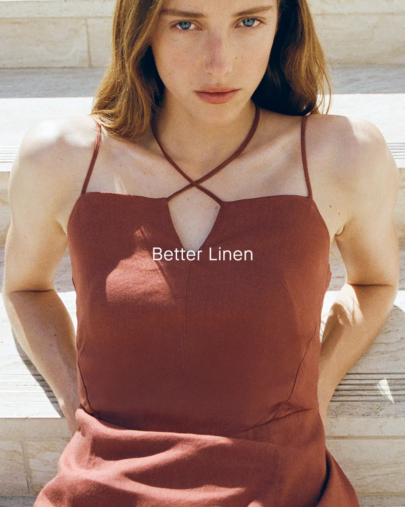Image | Better Linen | Tie-Neck Dress in Stretch Linen | Henna Red