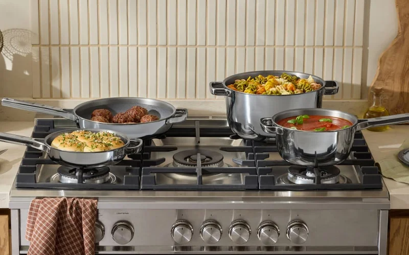 When saying “I made this for you,” really means so much more, our design-forward kitchen tools make it easier to go above and beyond. Order by May 3 for Mother’s Day delivery.