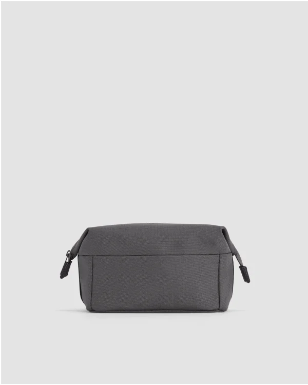 [IMAGE] The ReNew Transit Catch-All Case