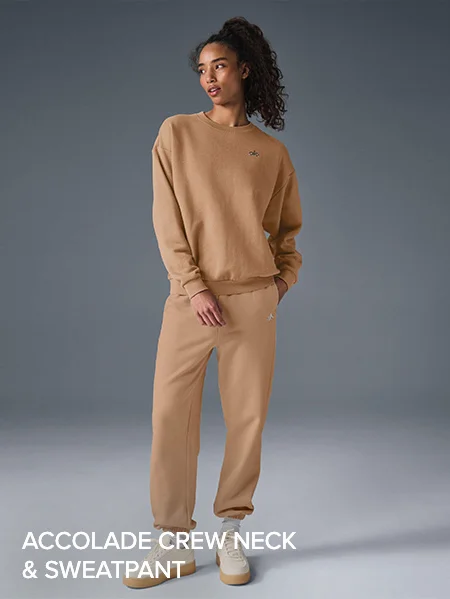 Accolade Crew Neck & Sweatpant