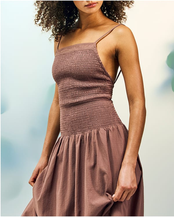 [Image]The Gauze Open-Back Dress | Mocha