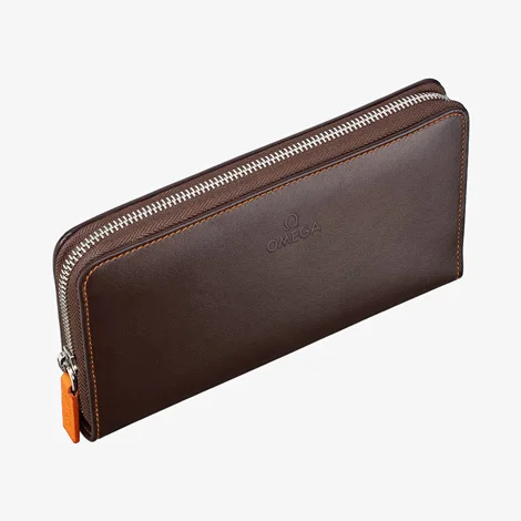 Travel wallet brown