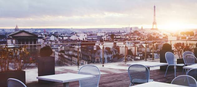 Stay in the 7th arrondissement