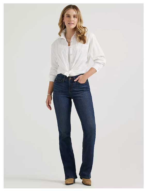 Women's Ultra Lux Comfort with Flex Motion Bootcut Jean