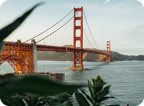 Image Description: The Golden Gate Bridge over the water.