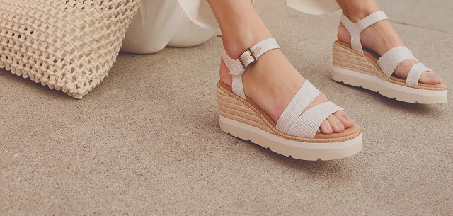 Darya Wedge Platform Sandal - Image