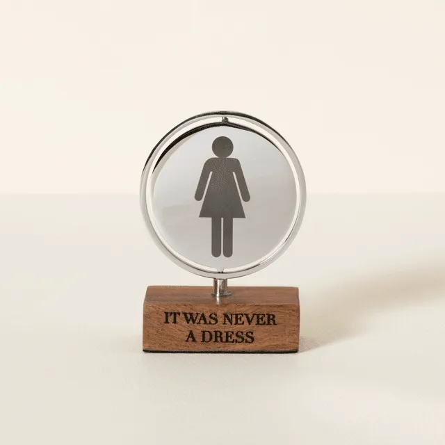 It Was Never a Dress Desktop Spinner