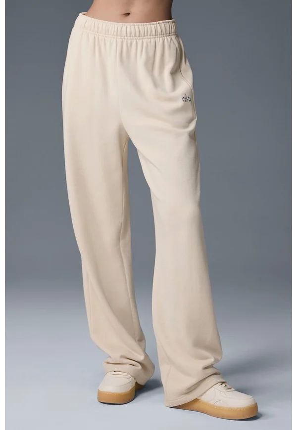 Accolade Straight Leg Sweatpant - Oat Milk - Oat Milk / XS