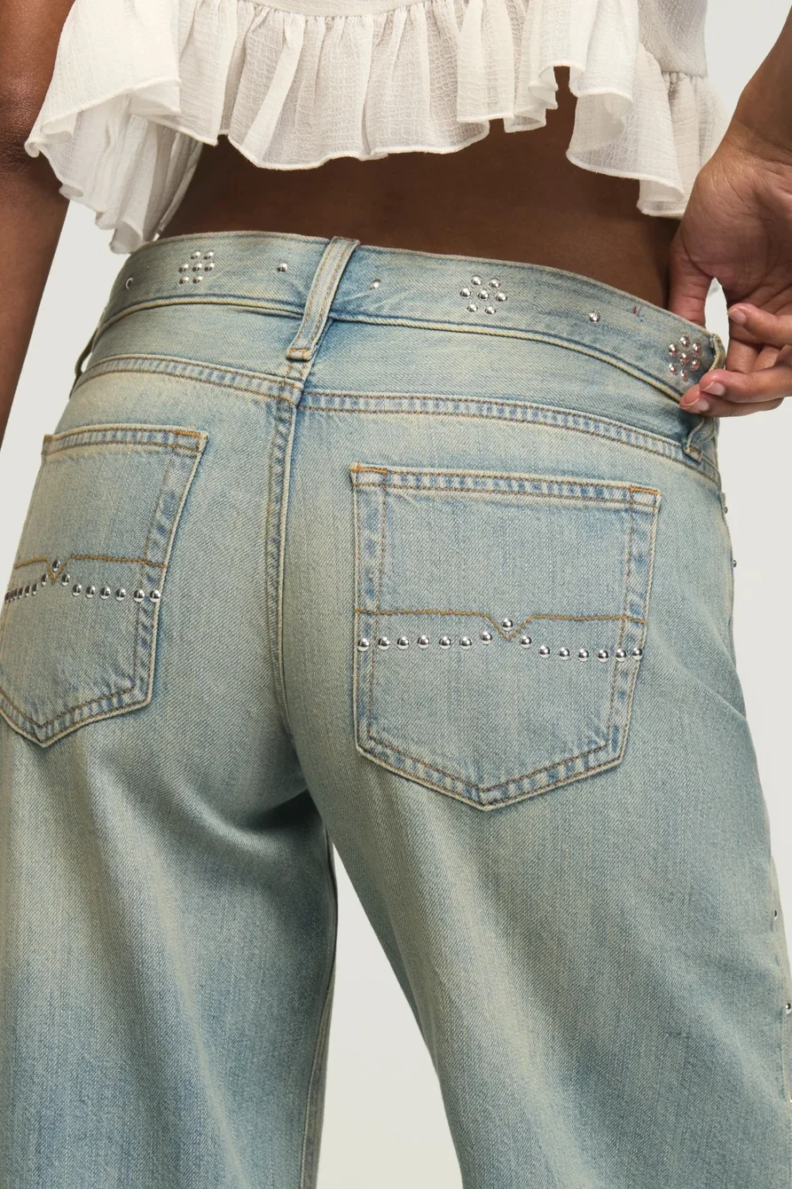 Image of Lucky Brand Embellished Super Low Rise Ultra Wide - Women's Jeans Denim Pants in Working Late Wash