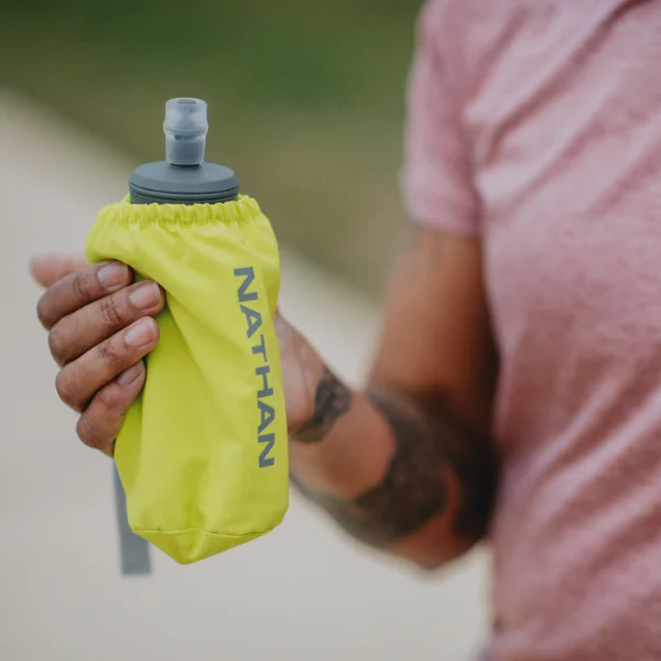Nathan handheld bottle