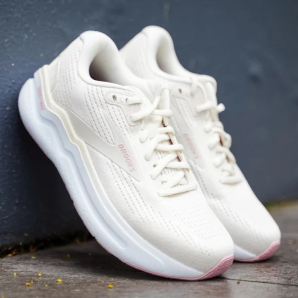 Brooks Ghost Max 2