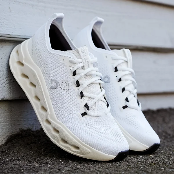 Women's On Cloudsurfer Max