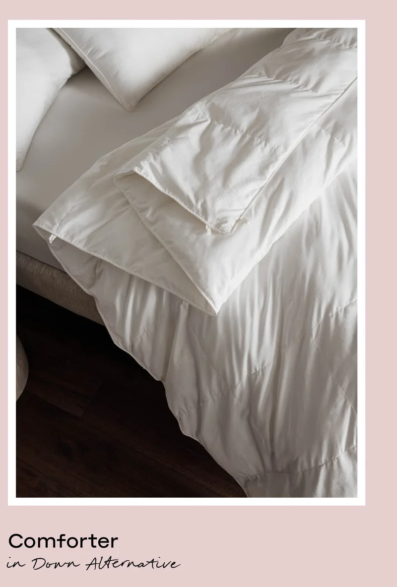 Comforter in Down Alternative