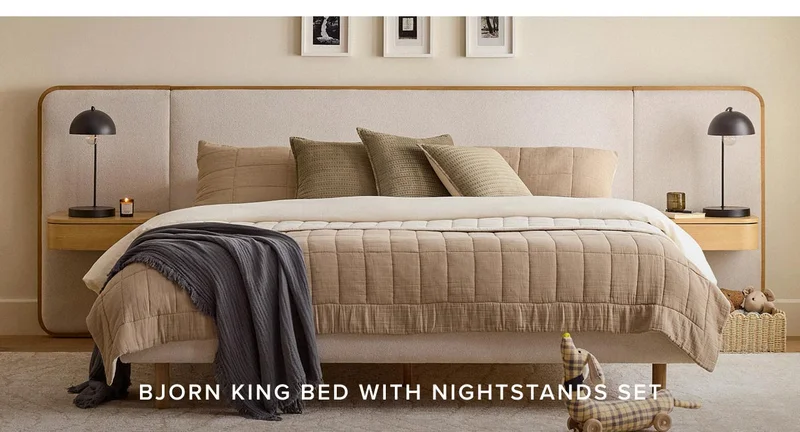Bjorn King Bed with Nightstands Set