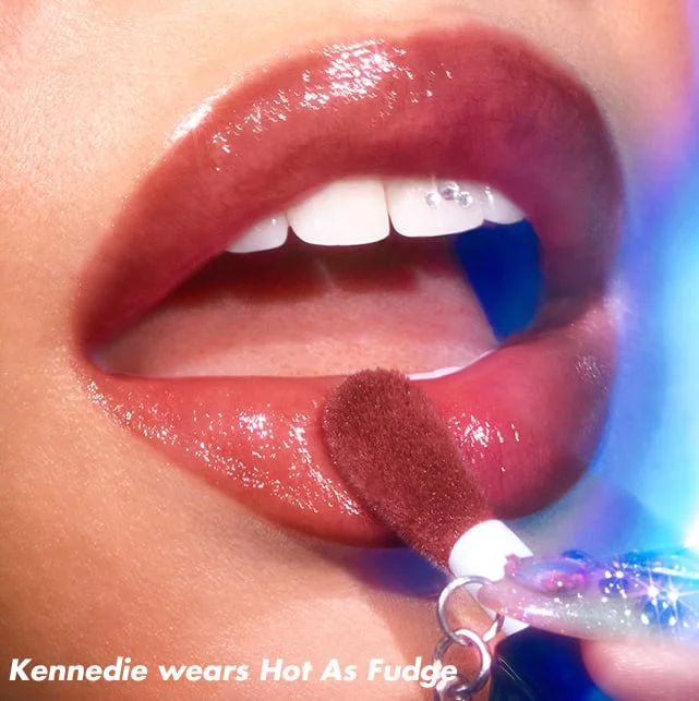 Model Kennedie wears Hot As Fudge