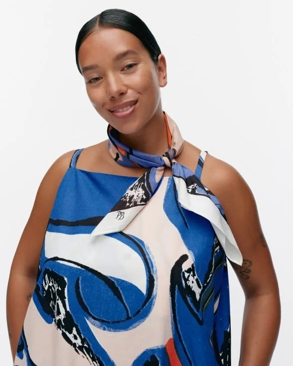 Lieriö Eldfamn scarf