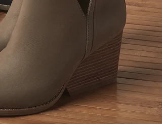 Eliza Heeled Boot - Image