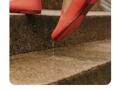 Market Flat Hyperpink/Caliente