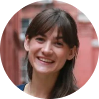 Hannah's headshot