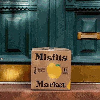 Misfits Market Box on Stoops