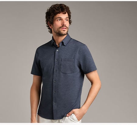 Commuter® Seersucker Short Sleeve Button Down