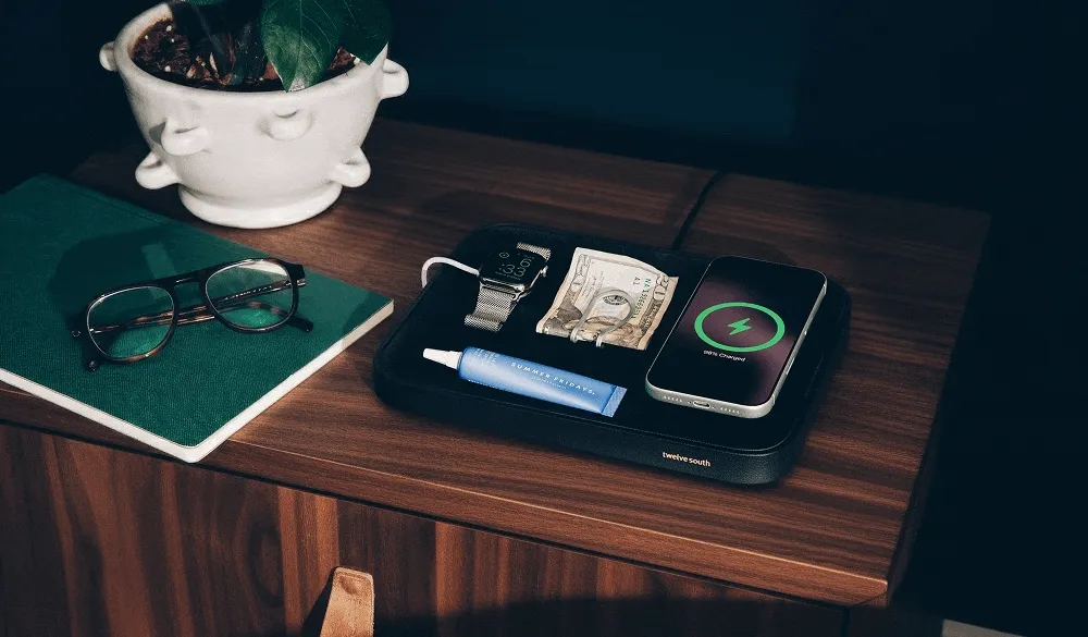 Up to 15W wireless charge. Power a second device with the built-in USB-C cable port. Say goodbye to cable chaos.