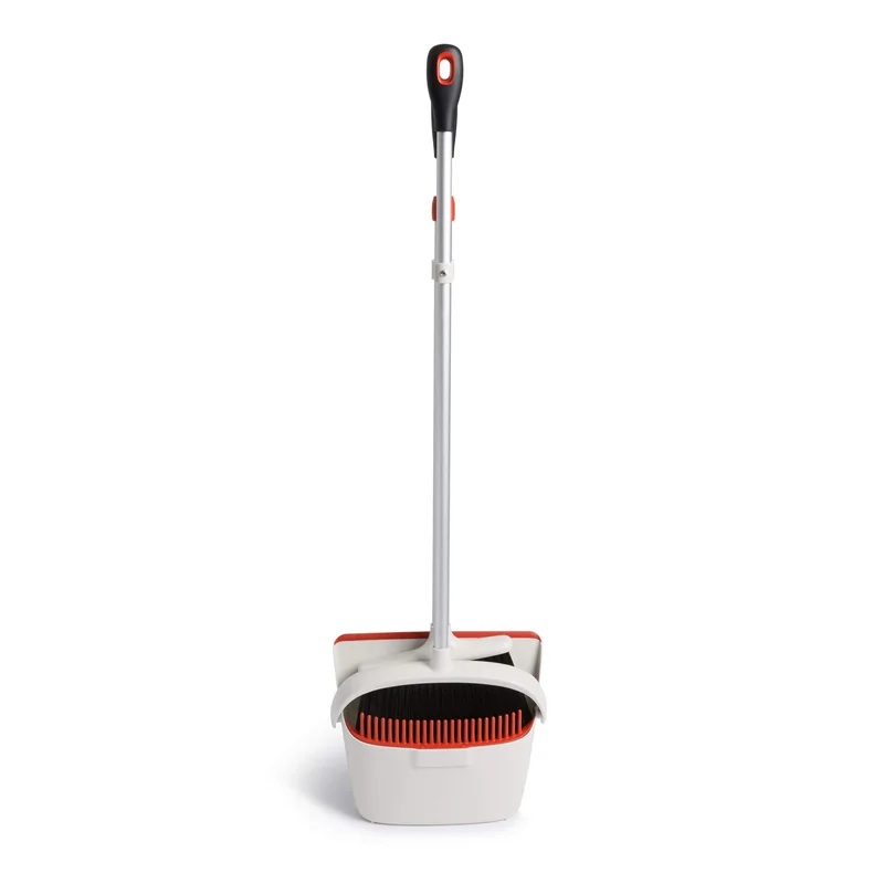 Image of Large Sweep Set with Extendable Broom