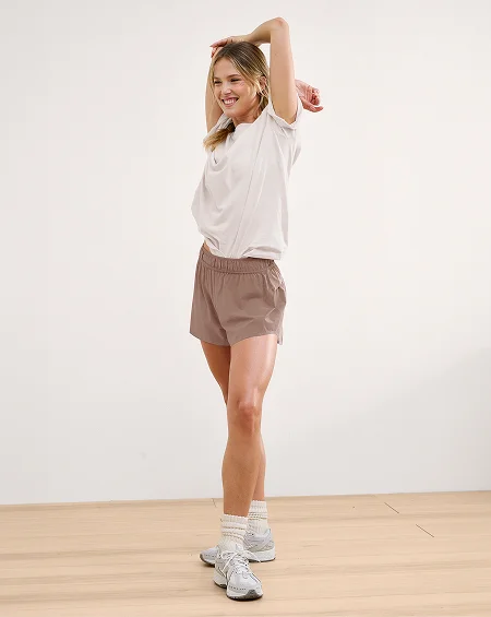 Solemate 2.5" Short in Rosey Taupe